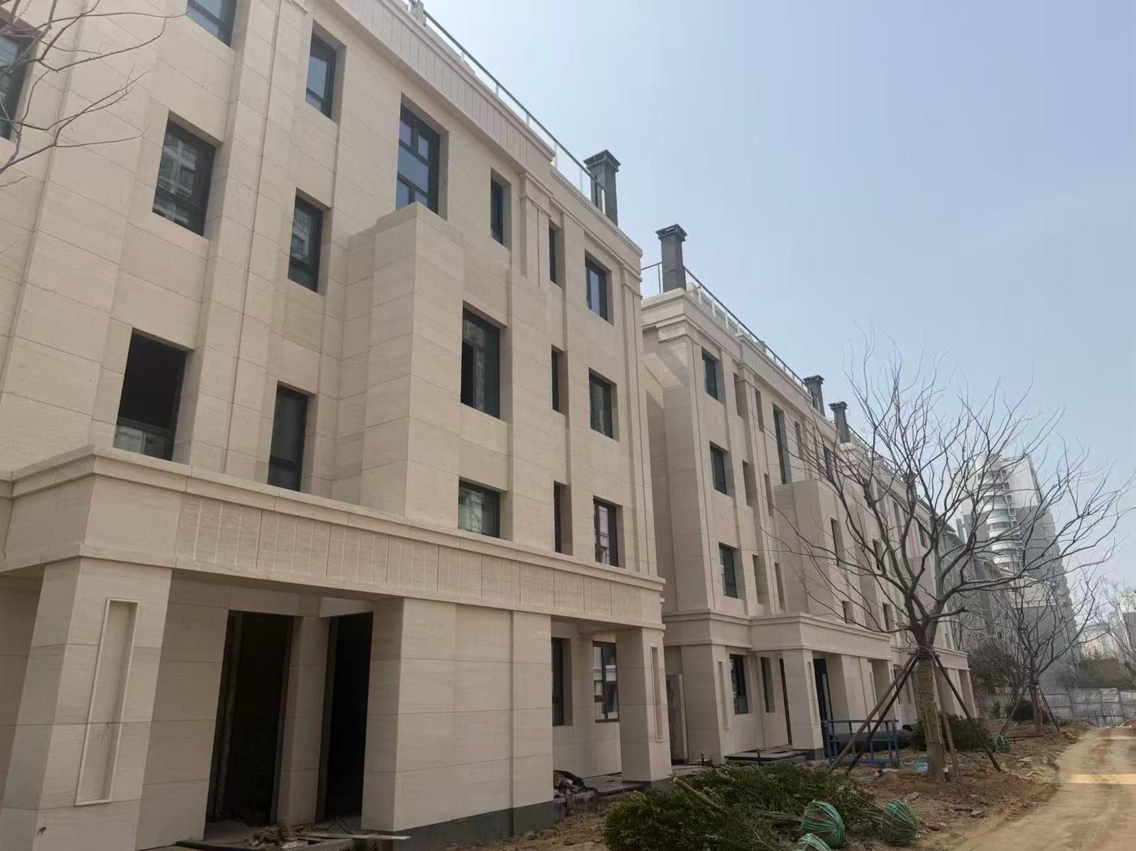 Edifício residencial revestido em pedra Moca nos Estados Unidos